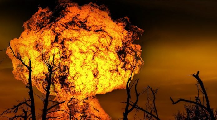 Doar bărbații bubuie lucruri! Sex și Apocalipsă